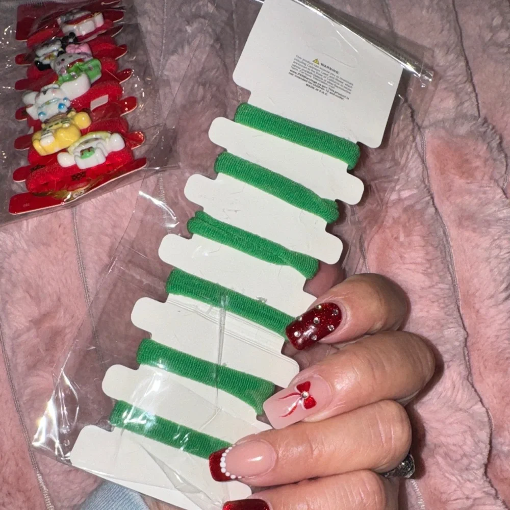 New 2 sets of 6‎ pcs each Cute festive hello kitty and friends  Hair Ties Set